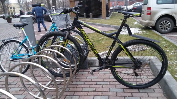 Украден велосипед Bergamont REVOX 5.3 (2013) в г. Москва